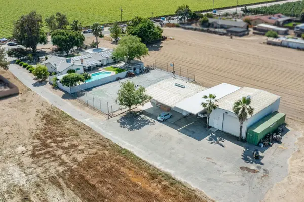 8519 S Orange Avenue, Fresno, CA 93725