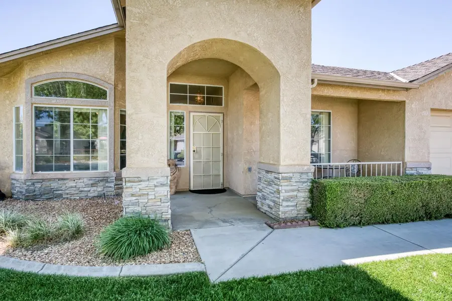 4681 W Sierra Avenue, Fresno, CA 93722 - #3