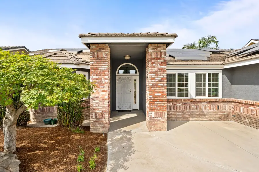 2371 Sophia Lane, Kingsburg, CA 93631 - #3