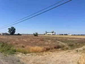 12792 10th Avenue, Hanford, CA 93230 - #2