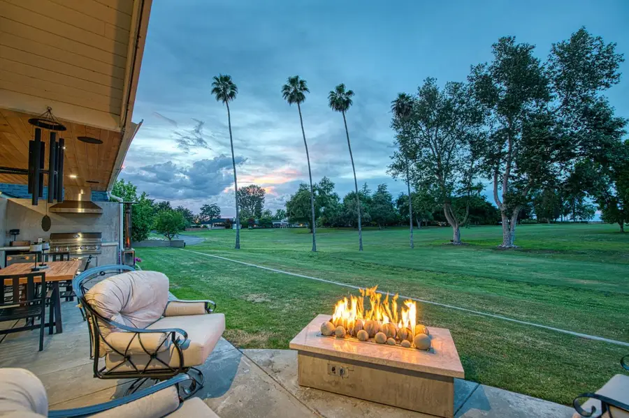 7560 N Charles Avenue #B, Fresno, CA 93711 - #3