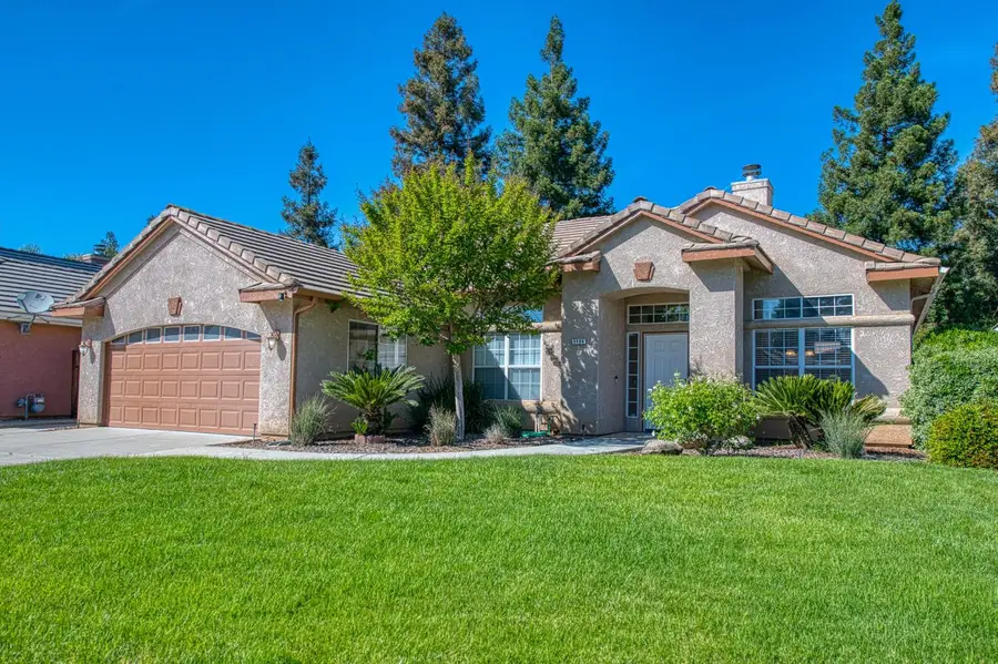 5484 El Paso, Fresno, CA 93722 - #3