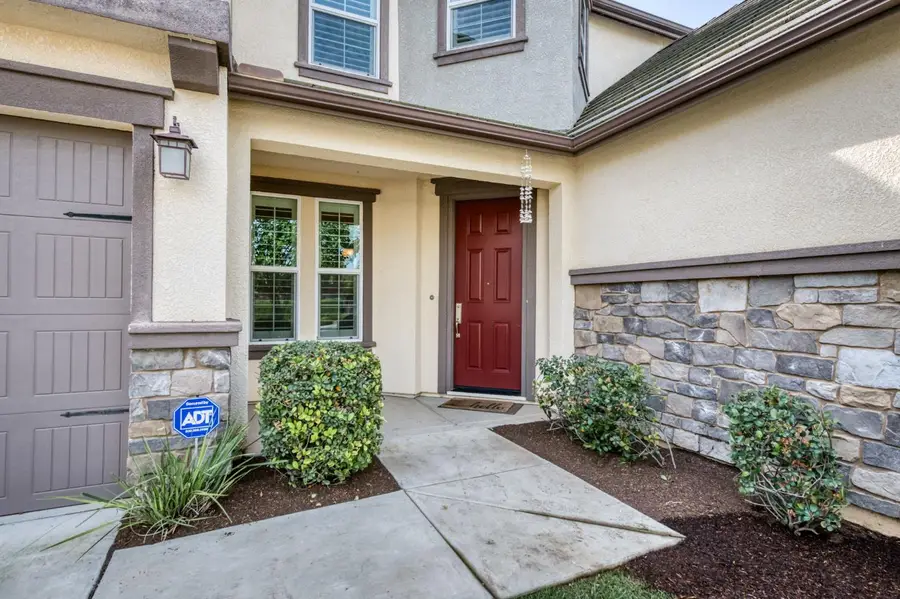 1813 N Paddington Lane, Clovis, CA 93619 - #3