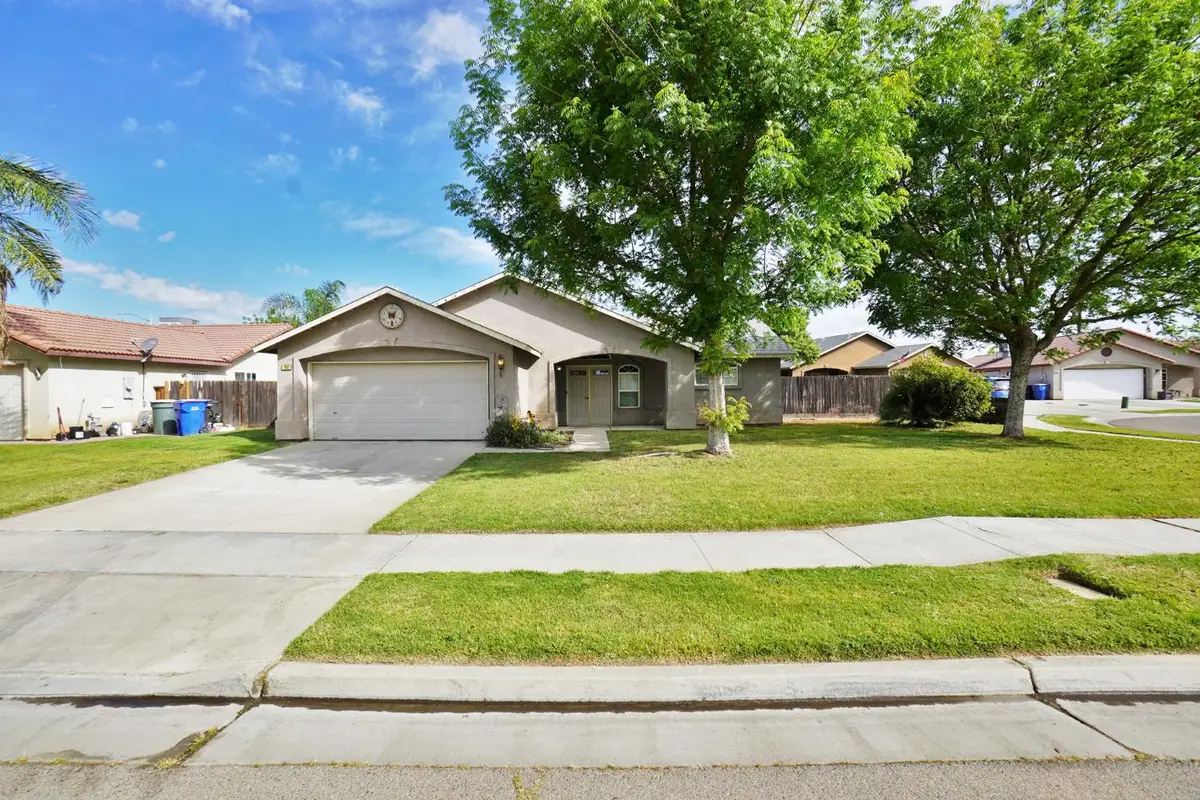 950 Geneva Drive, Lemoore, CA 93245 - #1