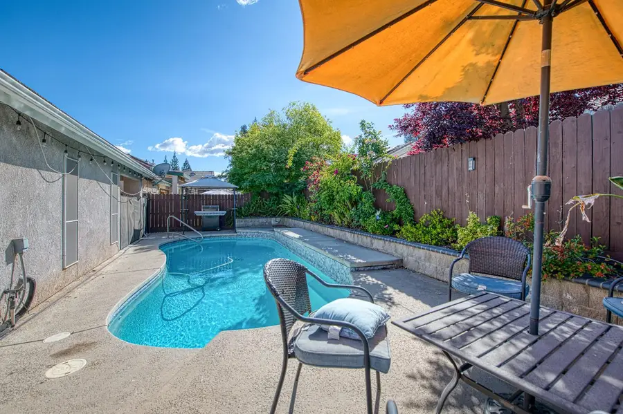 10373 N Baird Avenue, Fresno, CA 93730 - #3