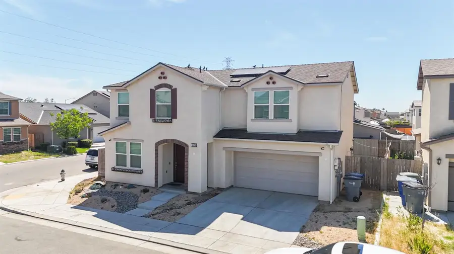 6125 W Donner Avenue, Fresno, CA 93723 - #2
