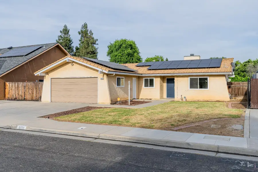 3725 Eddy Avenue, Clovis, CA 93612 - #3
