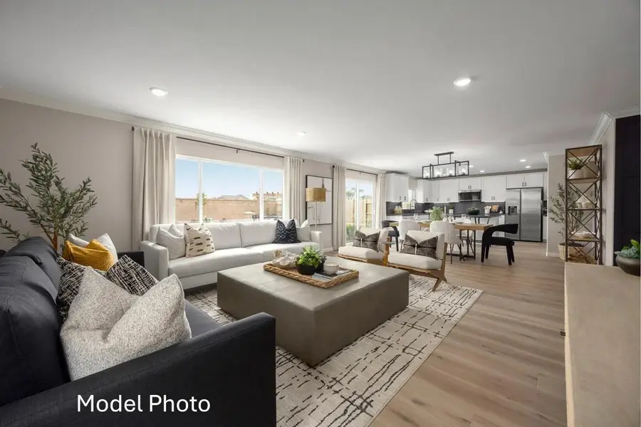 2190 S Terry, Fresno, CA 93725 - #3