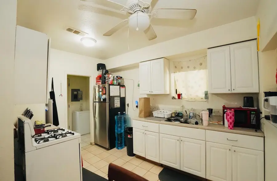 271 Coolidge Street, Coalinga, CA 93210 - #3