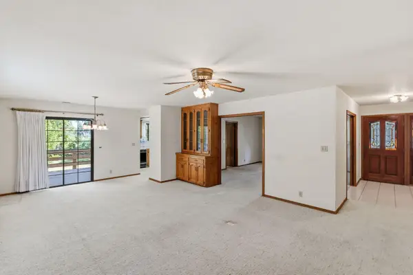 19098 Deane Dr, Madera, CA 93638