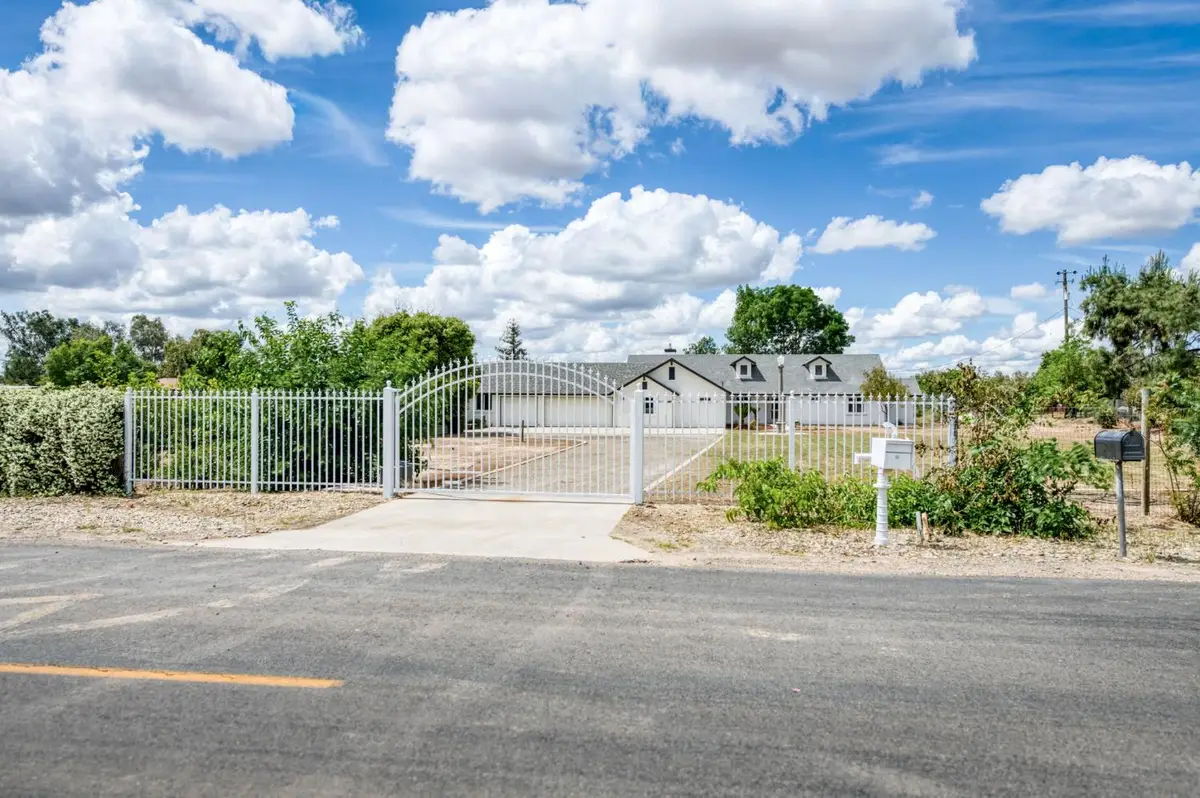 16564 Monreal Road, Madera, CA 93636 - #1