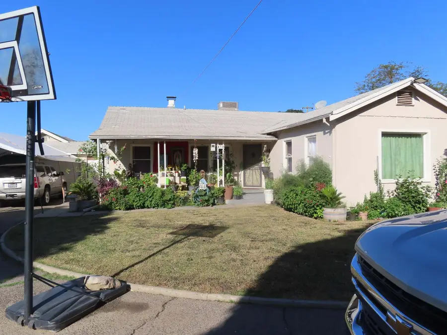 4711 S Elm Avenue, Fresno, CA 93706 - #2