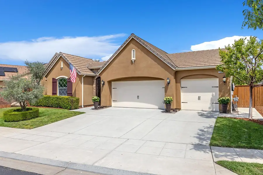 1945 N Emil Avenue, Clovis, CA 93619 - #3