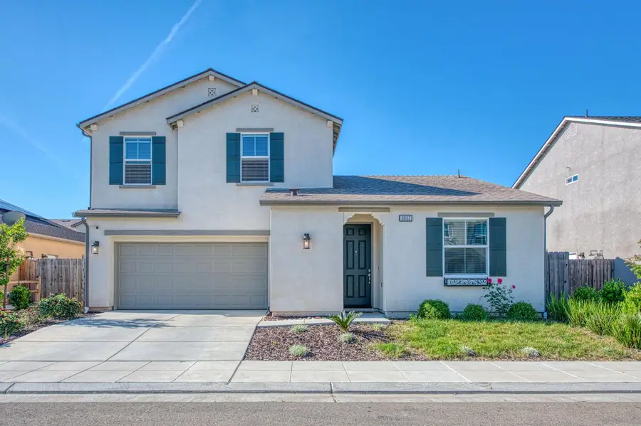 3852 Morris Avenue, Clovis, CA 93619 - #2