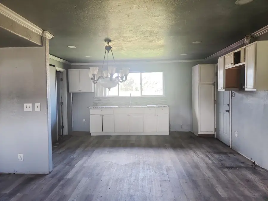 22136 Fairfax Avenue, Lemoore, CA 93245 - #2