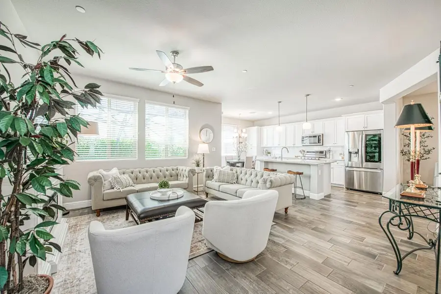 1453 E Via Viola Way, Fresno, CA 93730 - #3