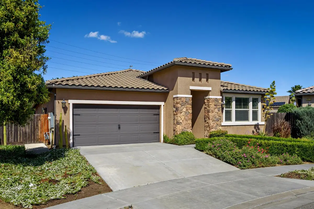 2409 S Bundy Drive, Fresno, CA 93727 - #1