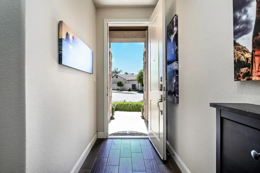 2409 S Bundy Drive, Fresno, CA 93727 - #3