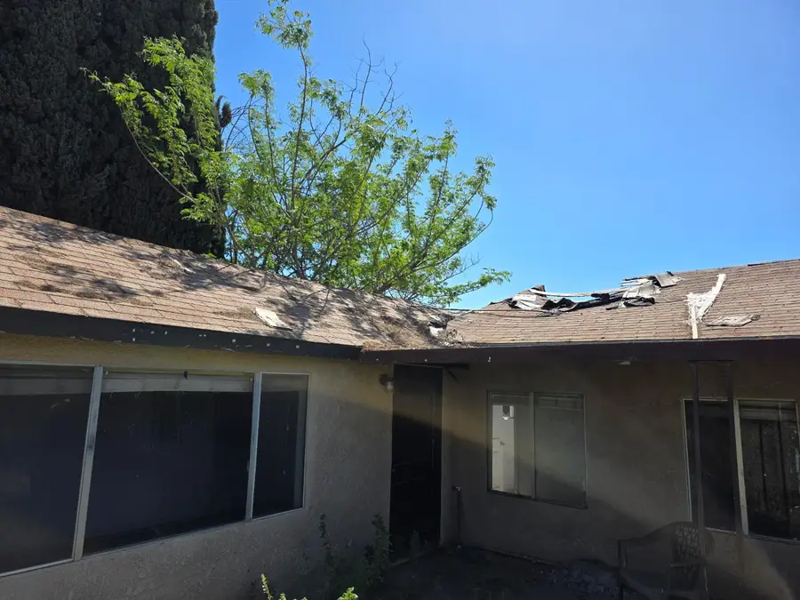 6749 N Weber Avenue, Fresno, CA 93722 - #2