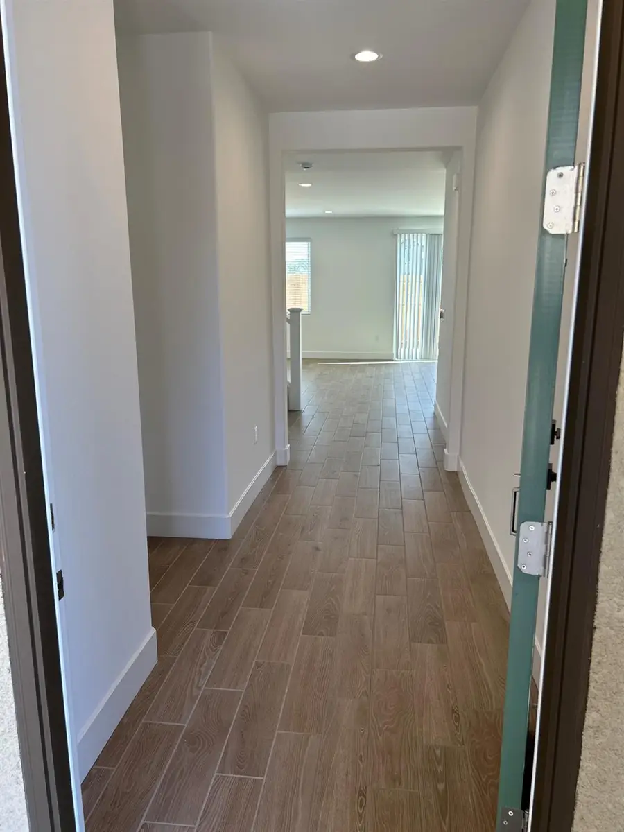 2813 E Corteza Drive, Fresno, CA 93730 - #2