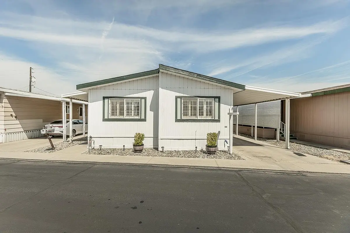 1551 6th Ave #35, Kingsburg, CA 93631 - #1