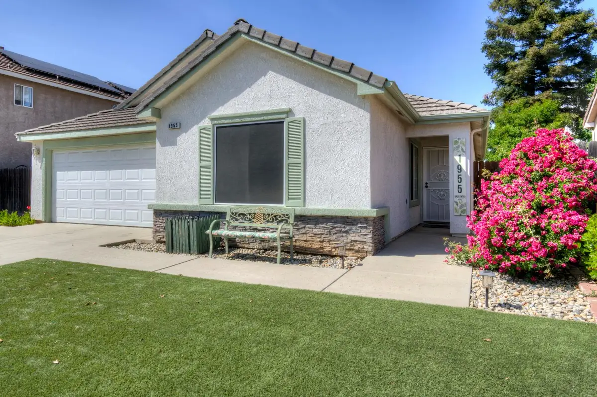 1955 Backowski Avenue, Clovis, CA 93611 - #1