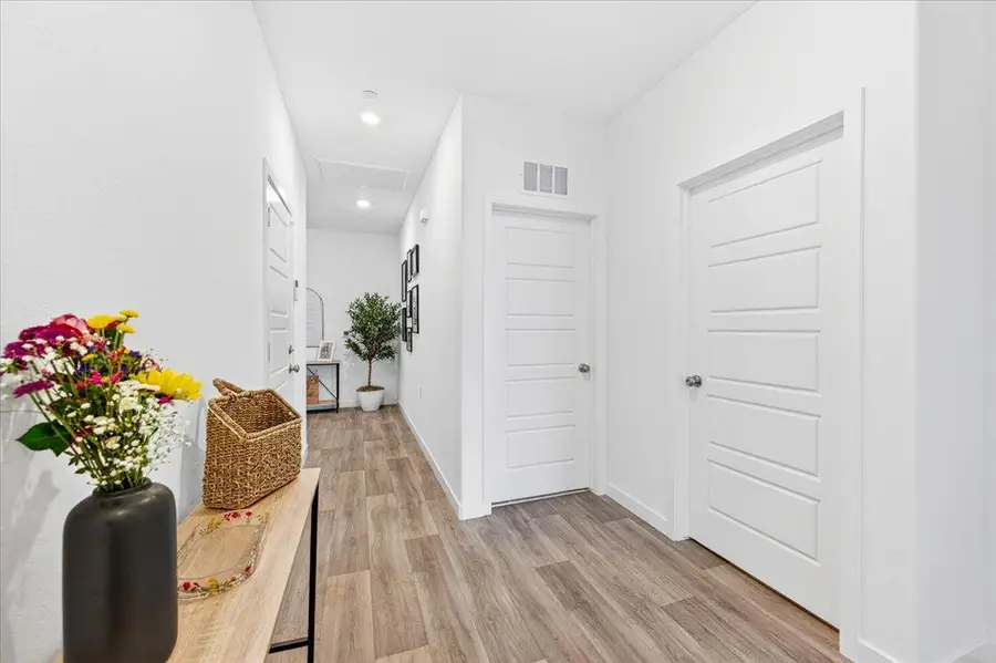 7118 W Willis Avenue, Fresno, CA 93723 - #2