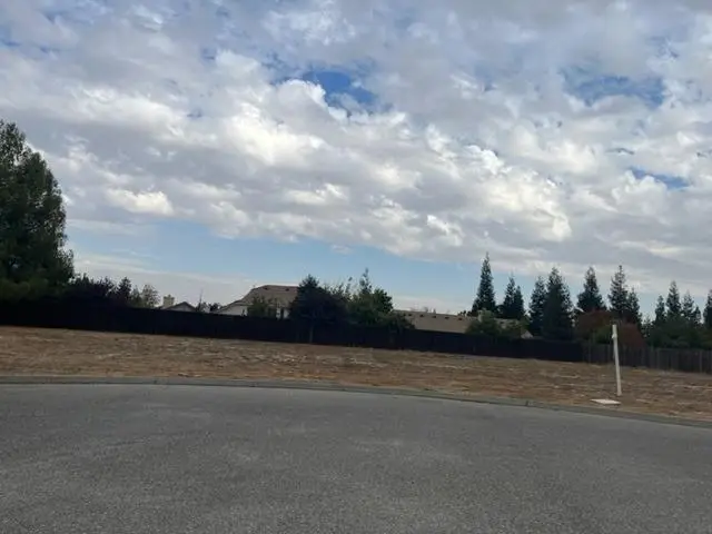 2093 E Ajit Lane, Fresno, CA 93730 - #1