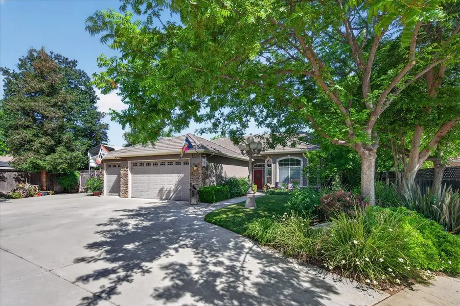 2007 Ashcroft Avenue, Clovis, CA 93611 - #3