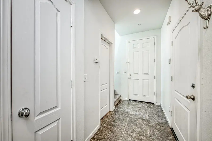 3043 Cirque Lane, Clovis, CA 93619 - #3