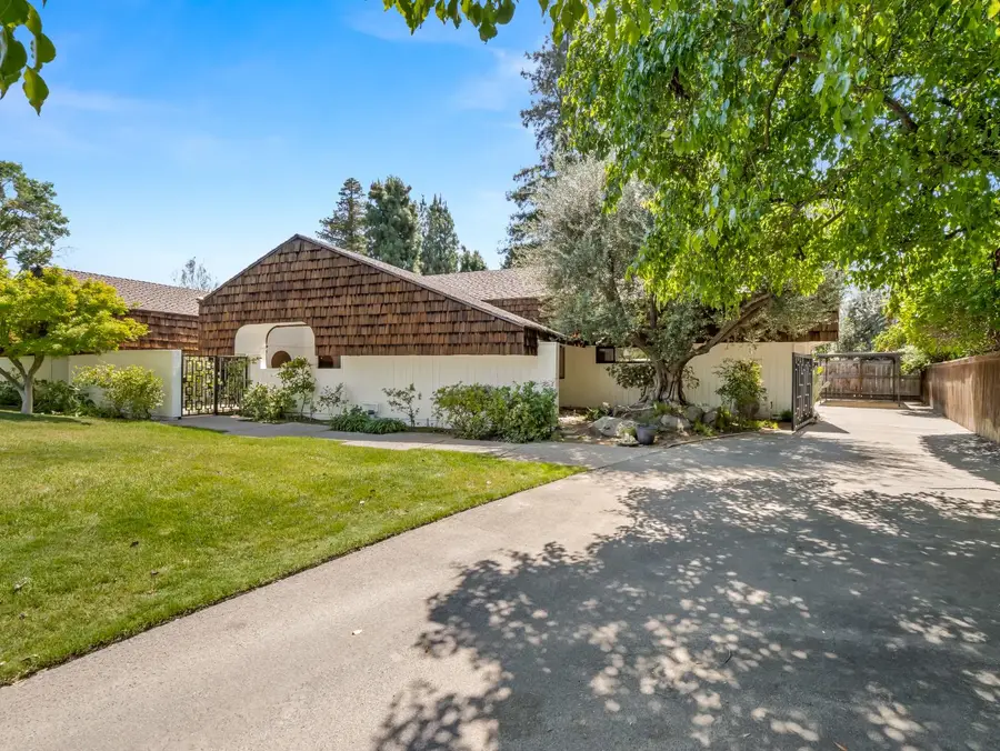 3715 W Birch Avenue, Fresno, CA 93711 - #2