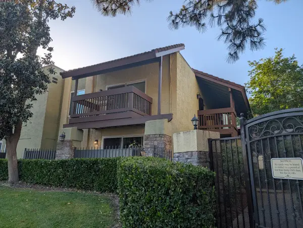 2909 Huntington Boulevard #205, Fresno, CA 93721