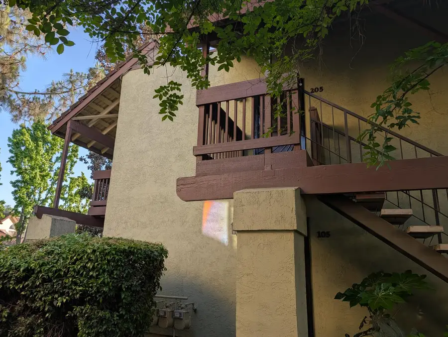 2909 Huntington Boulevard #205, Fresno, CA 93721 - #2