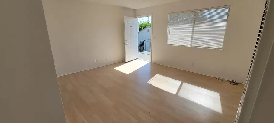 2025 E White Avenue, Fresno, CA 93701 - #2