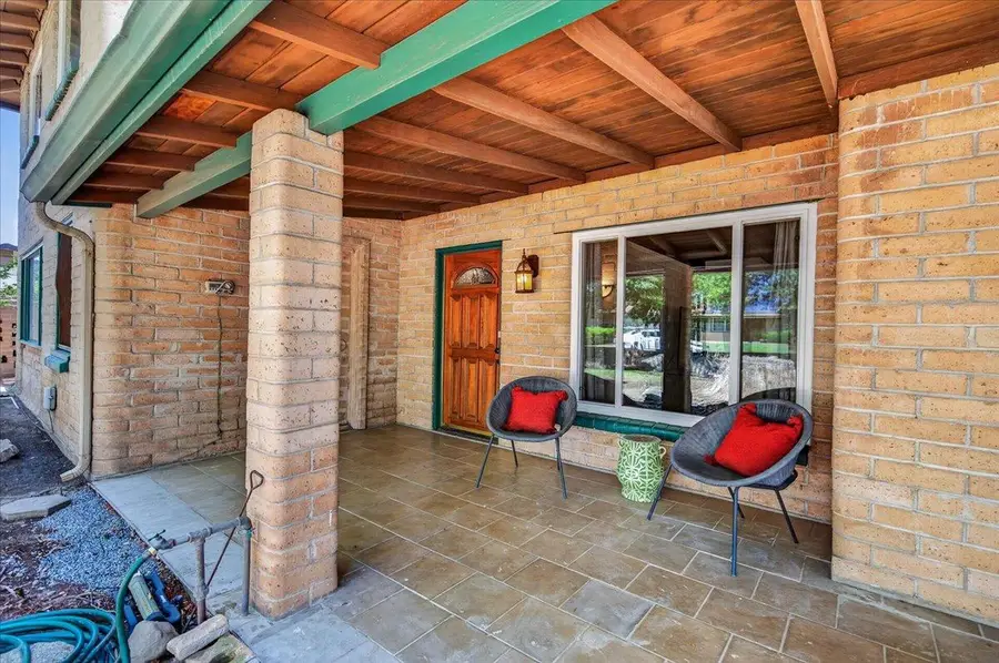 1220 E Sussex Way, Fresno, CA 93704 - #2