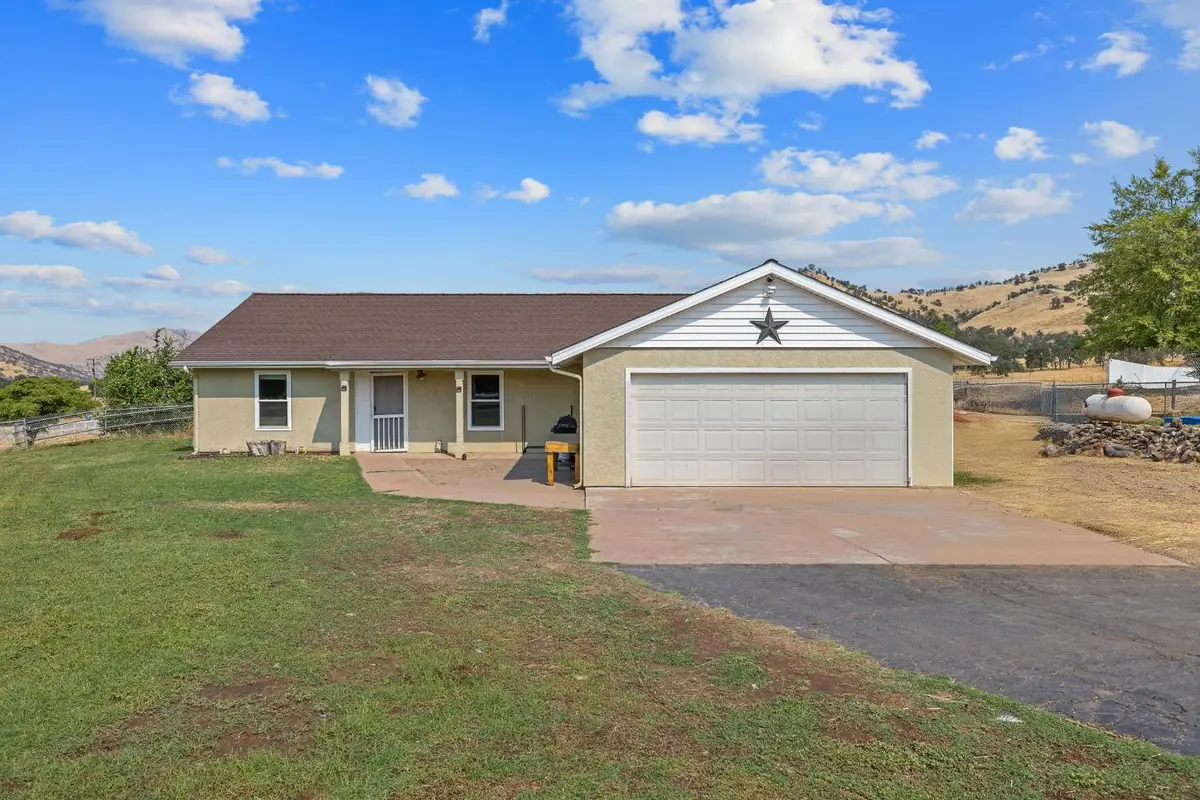 7272 Lupine Drive, Sanger, CA 93657 - #1