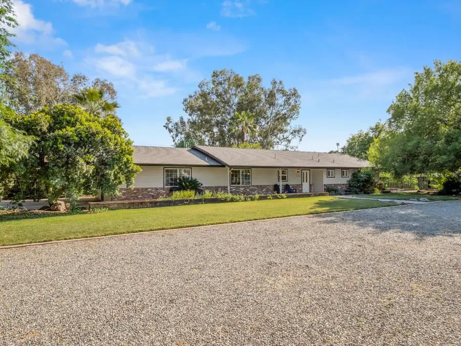 5731 E Copper Avenue, Clovis, CA 93619 - #3