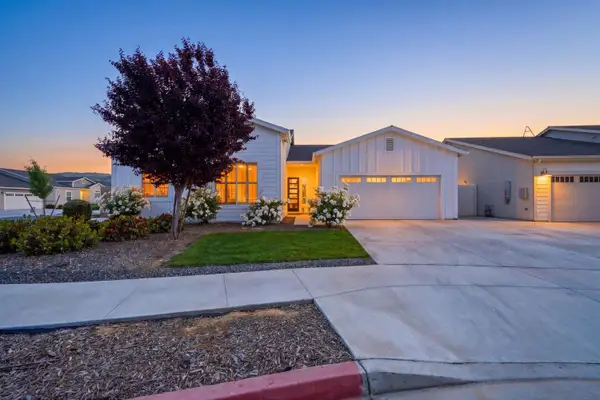 3617 N Santa Fe Street, Visalia, CA 93291