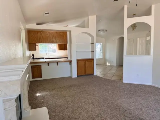 718 Gamay Avenue, Madera, CA 93637 - #2
