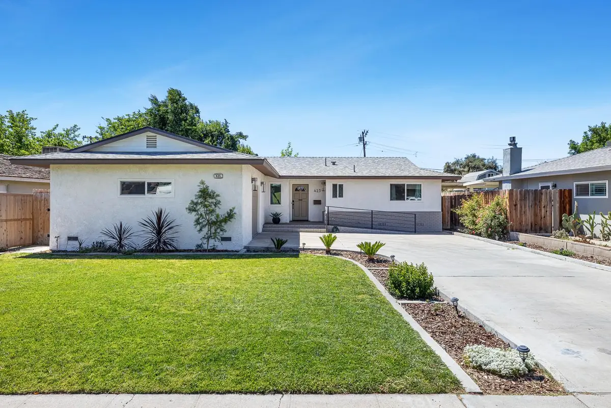 425 Stanford Avenue, Coalinga, CA 93210 - #1