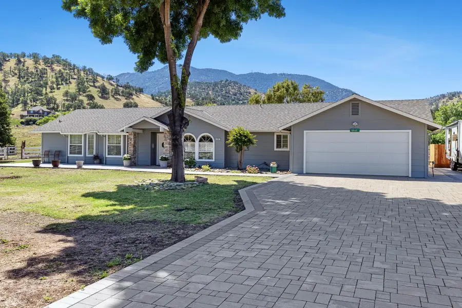 5741 Elwood Road, Sanger, CA 93657 - #3