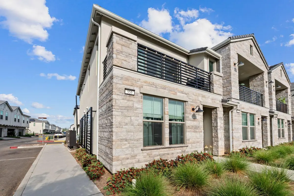 555 N Citadel Lane, Clovis, CA 93611 - #1