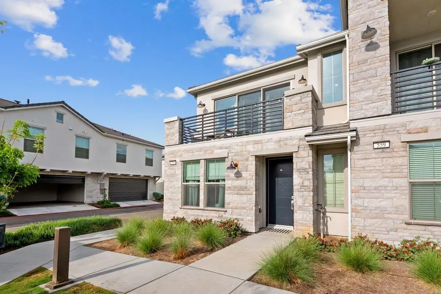 555 N Citadel Lane, Clovis, CA 93611 - #2