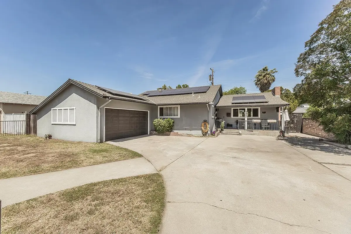 2937 E Willis Avenue, Fresno, CA 93726 - #1