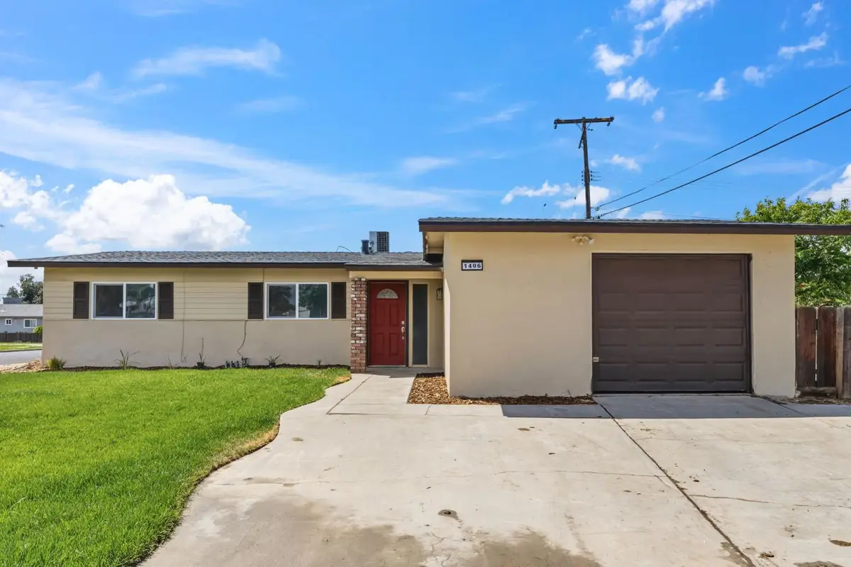 1406 Bengston Avenue, Hanford, CA 93230 - #1