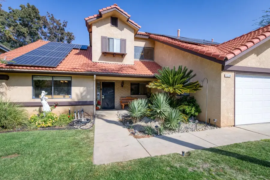 2210 E Jon Drive, Fresno, CA 93720 - #2