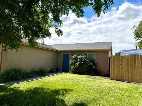 2034 Mcpherson Avenue, Dos Palos, CA 93620