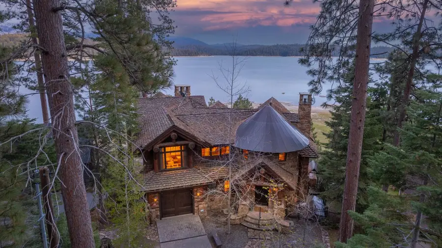 44483 Lakeview Avenue, Shaver Lake, CA 93664 - #2