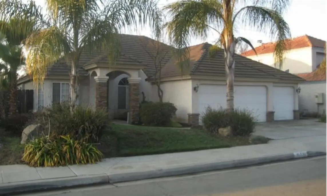 1177 E Athens Avenue, Fresno, CA 93720 - #1