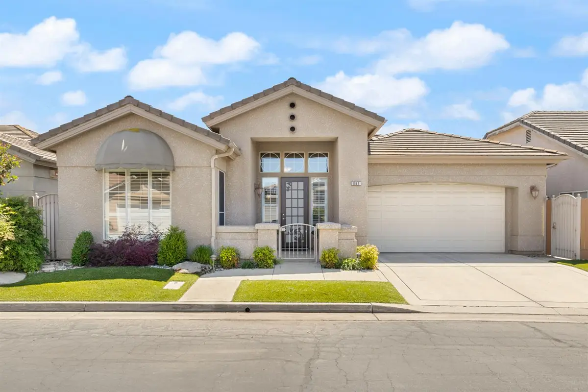 851 E Mill Creek Drive, Fresno, CA 93720 - #1